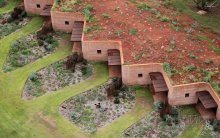 ĺ 230 Metres of Rammed Earth Wall